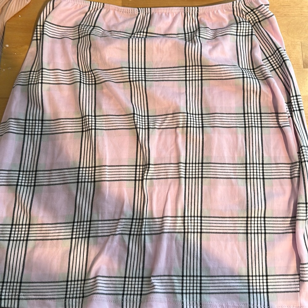 Pink skirt